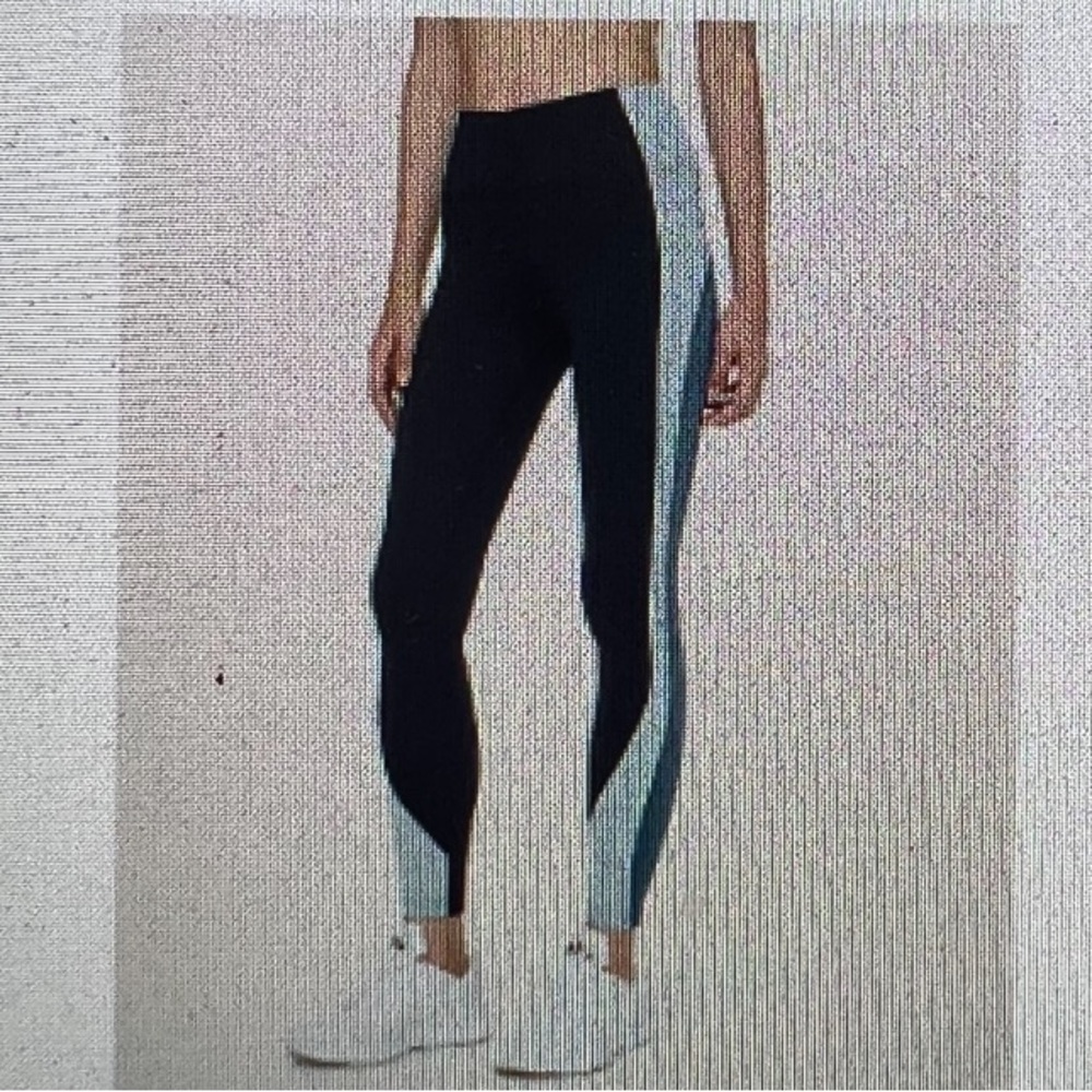 EUC Lululemon Get Going Train Tight  28" - Size 6.